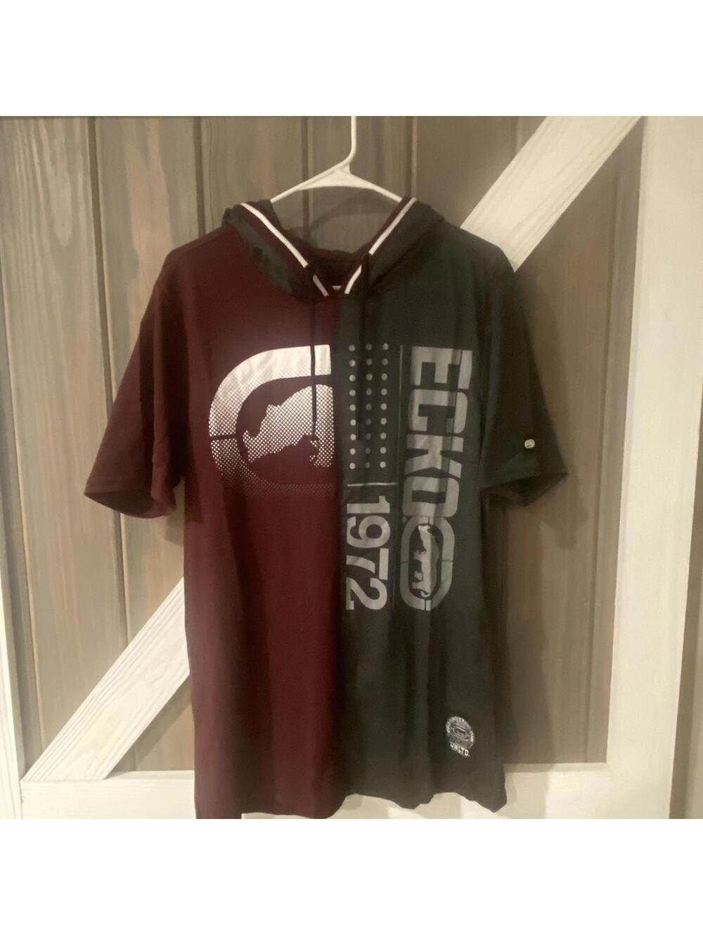 Ecko Unltd. Maroon and Grey Short Sleeve Hoodie w/ Logo Graphic - Medium